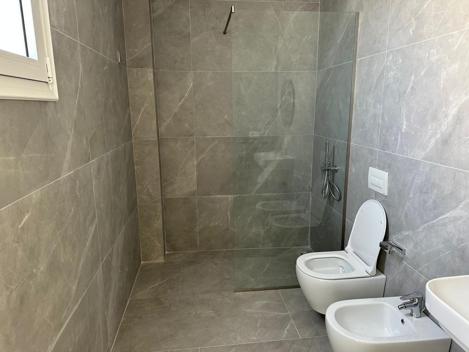 Laid Hotel Wlora Zewnętrze zdjęcie