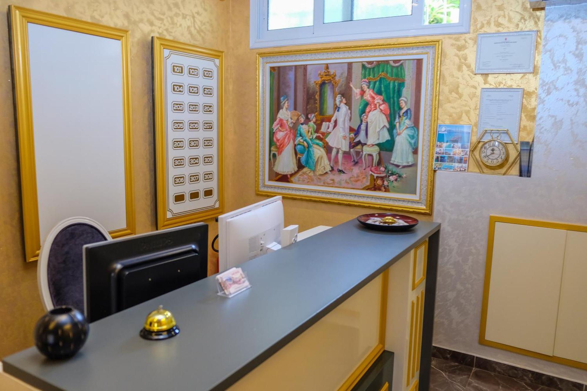 Laid Hotel Wlora Zewnętrze zdjęcie
