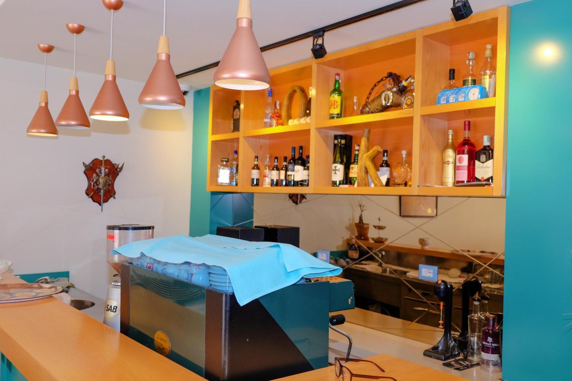 Laid Hotel Wlora Zewnętrze zdjęcie