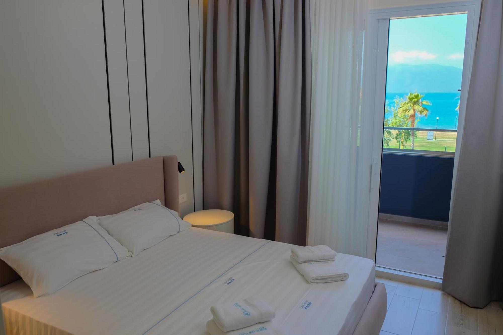 Laid Hotel Wlora Zewnętrze zdjęcie