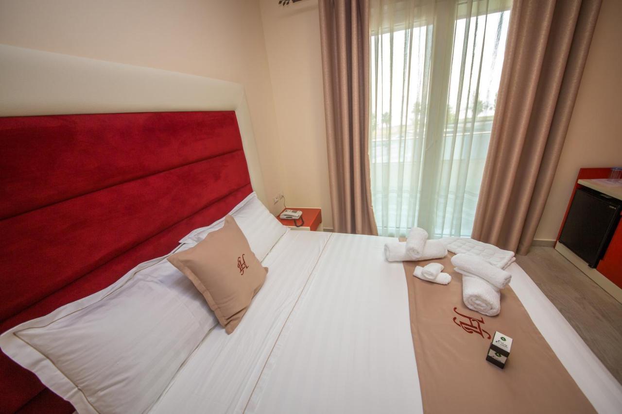 Laid Hotel Wlora Zewnętrze zdjęcie