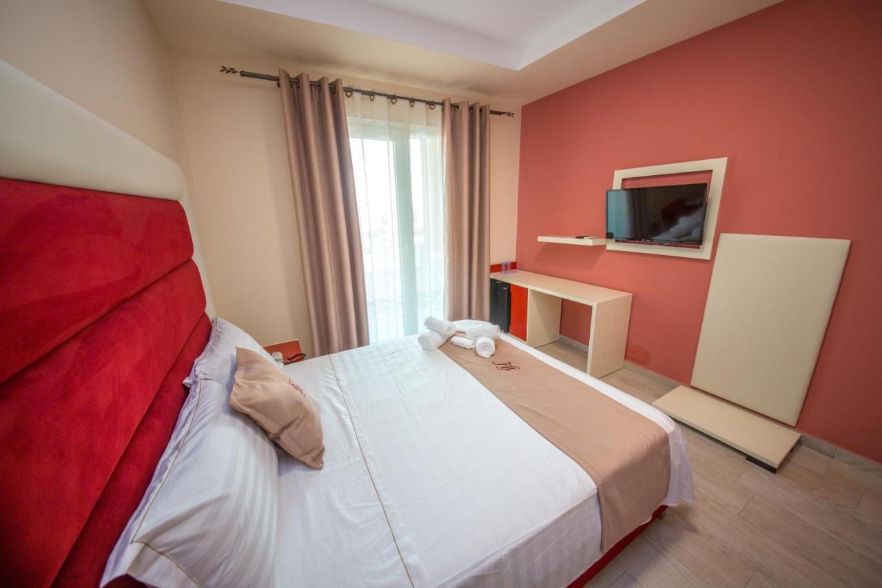 Laid Hotel Wlora Zewnętrze zdjęcie