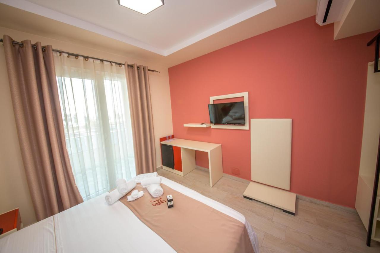 Laid Hotel Wlora Zewnętrze zdjęcie